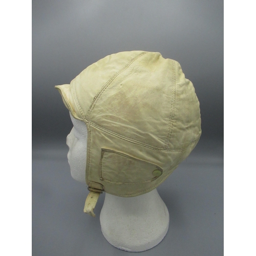 297 - Ladies soft leather motoring cap c.1920s