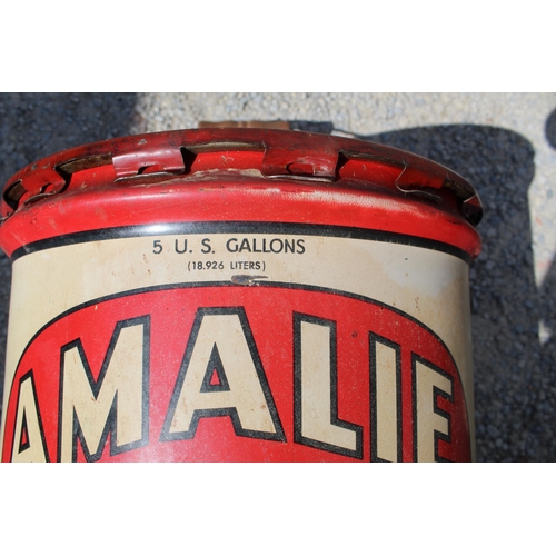 110 - Vintage US Amalie 5 gallon motor oil can