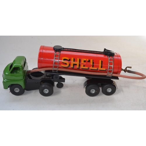 408 - Vintage Tri-ang Minic No3 Push and Go Shell Articulated Petrol Tanker with original box. Model in ex... 