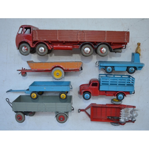 410 - Collection of vintage Dinky diecast model vehicles and trailers to include boxed 27AK Farm Tractor A... 