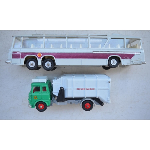 412 - Vintage boxed Dinky Supertoys 952 Vega Major Luxury Coach and 978 Refuse Wagon. Coach with original ... 