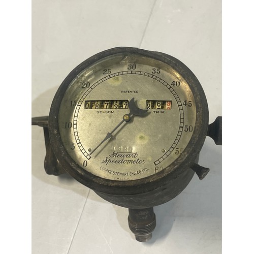 81 - Early Stewart speedometer with bracket