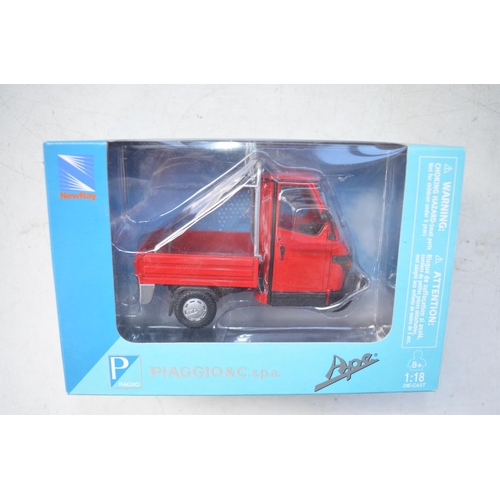 425 - 9x boxed 1/18 scale diecast model vehicles from various manufacturers to include Welly Nex Models VW... 