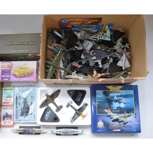 486 - Collection of small scale diecast and metal model aircraft from Fabrii, Atlas Editions etc (many dam... 