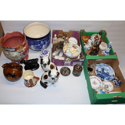 383 - Mixed group of ceramics incl. Royal Doulton jardinière and dog, pair of mantle dogs, Japanese cloiso... 