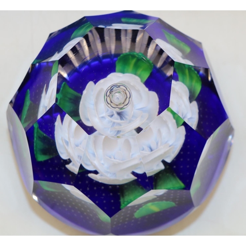 425 - Caithness glass paperweight, The White Rose of Yorkshire, designed by Helen MacDonald, 2016 limited ... 