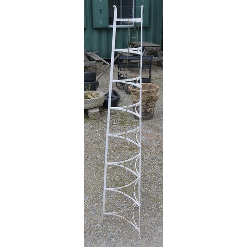 692 - Country house wrought metal graduating pan stand, H169.8cm