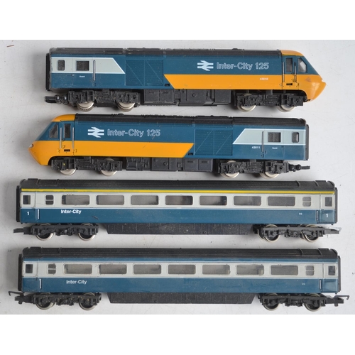 716 - Hornby Inter-City 125 electric train set in poor/fair used condition with power car and dummy and 2 ... 