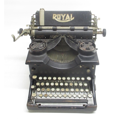 247 - Royal Typewriter Co. N.Y., U.S.A. Model 10 typewriter serial no. X431338, circa 1918, W40cm D38cm H2... 