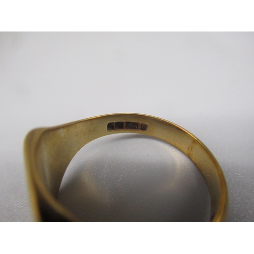 625 - 9ct yellow gold signet ring with square face, stamped 9, size U, and a 9ct yellow gold band ring, st... 