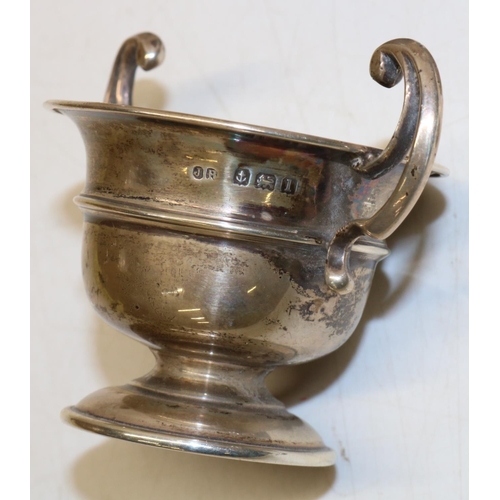 1316 - Group of silver plate, incl. Walker & Hall art deco teaware with reeded bands decoration; naval butt... 