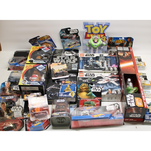 113 - Collection of boxed Star Wars toys incl. Lego Star Wars Death Star escape, X-Wing Starfighter Trench... 