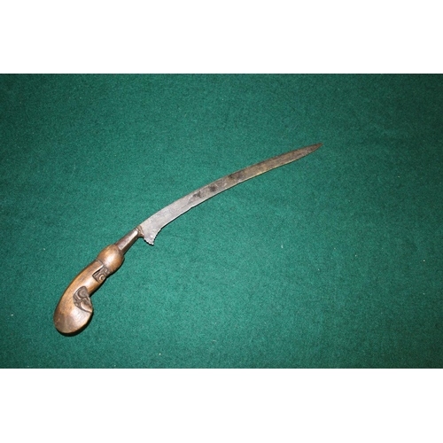 1432 - Indo-Persian jambiya, with 9.5'' curved blade and carved wooden handle, L14'' overall