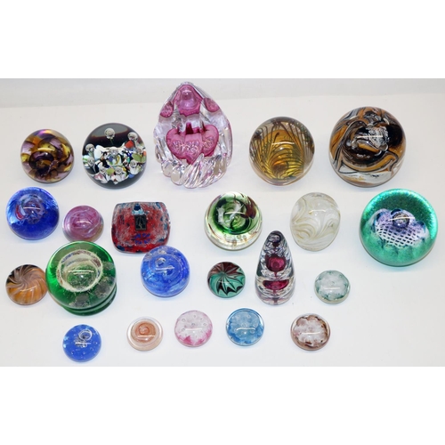 394 - Group of glass paperweights. incl. Langham, Kerry, Uredale, Tweedsmuir, etc. (21)