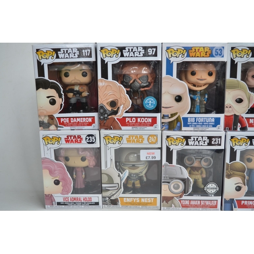 157 - Fifteen boxed Star Wars Funko Pop figurines to include Camorrean Guard, Boba Fett (Prototype), Porg,... 