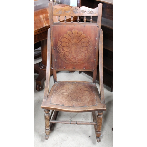 826 - Vintage American wooden rocking chair, with bent ply moulded seat and back,