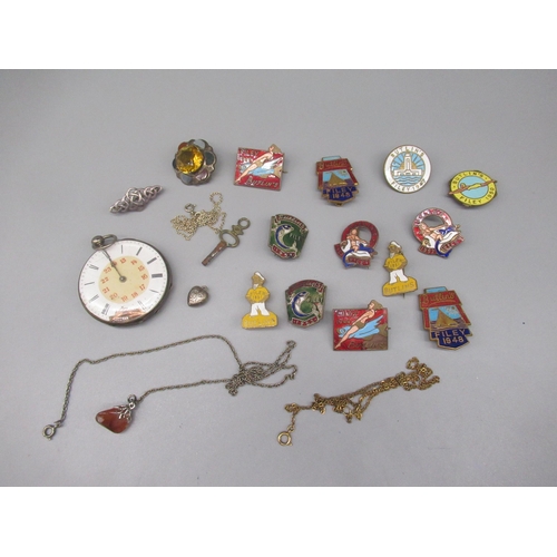 628 - Yellow metal chain, clasp stamped 9ct, 2.5g, a white metal stop watch etc., and a collection of mid ... 