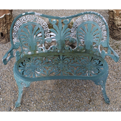 1403 - Two seater cast alloy bench on five legs. H82CMw99.