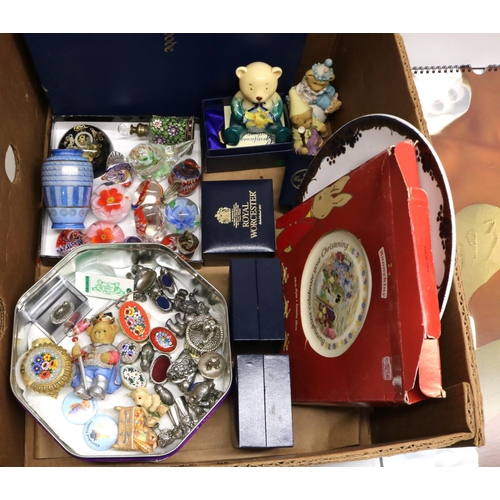 381 - Quantity of small pewter and silver plated trinkets incl. A.E. Williams; modern Italian micro mosaic... 