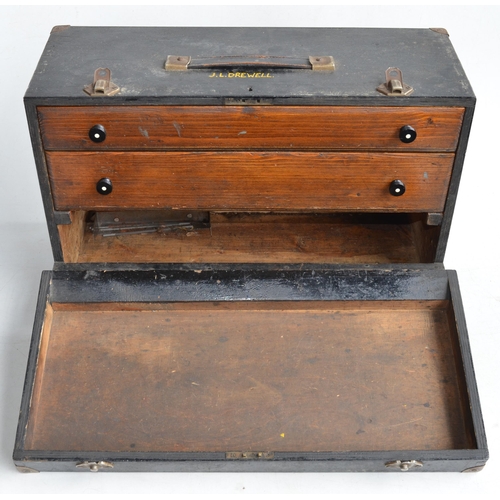 1376 - Wood joiners tool box, with painted name J.Drewell