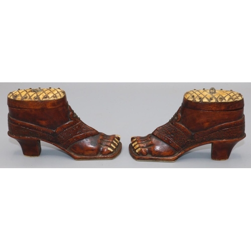 1112 - Pair of C19th carved treen snuff boxes in the form of ladies feet in open toed shoes, inset bone toe... 