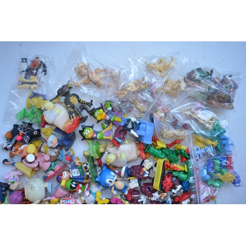 280 - Extensive collection of plastic, metal and ceramic cartoon, fantasy and giveaway figures (Disney, wa... 