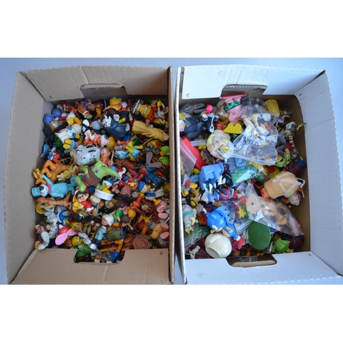 280 - Extensive collection of plastic, metal and ceramic cartoon, fantasy and giveaway figures (Disney, wa... 