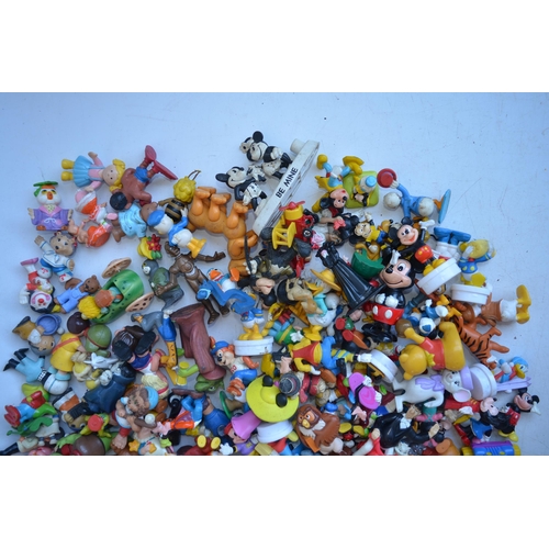 280 - Extensive collection of plastic, metal and ceramic cartoon, fantasy and giveaway figures (Disney, wa... 