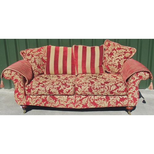 1338 - Modern Country House style sofa, with scroll arms, two seat cushions, four loose cushions and arm co... 