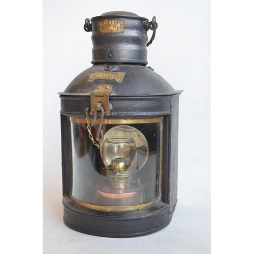 Vintage Meteorite 5076 stern mast oil light. Overall height with carry handle upright, approx 44cm