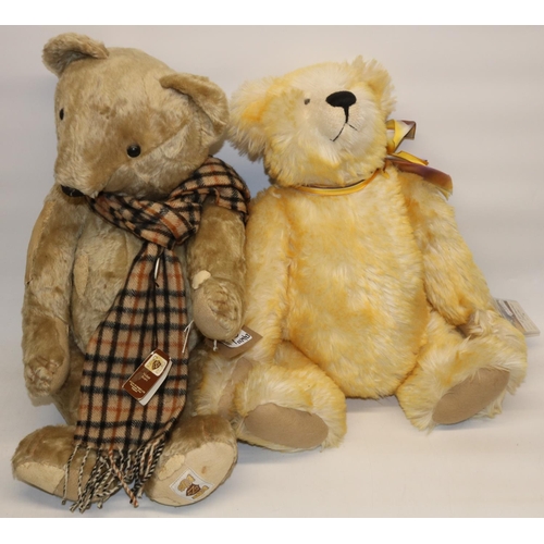 117 - Two large modern teddy bears: Cotswold Bear Co. 'Jupiter' with yellow tipped fur, and a House of Nis... 