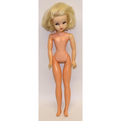 205 - Walking Sindy, blonde, back of head stamped Made in Hong Kong