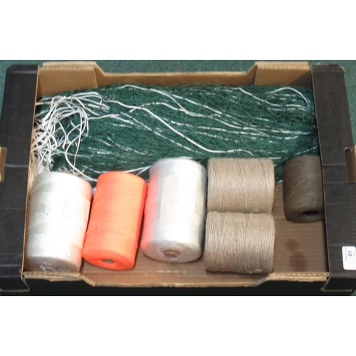 61 - Large collection of purse nets and six reels of net cord, nylon, polished hemp etc.