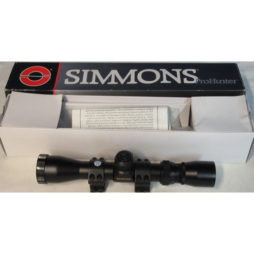 76 - Simmons Prohunter HANDGUN scope model 822009. 2-6 x 32. In original box and packaging