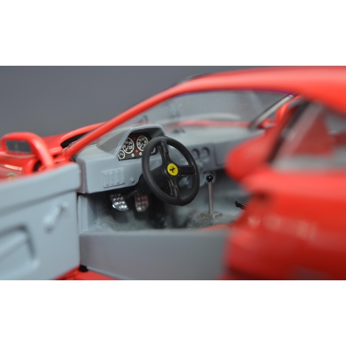 309 - Boxed Franklin Mint 1/24 scale highly detailed diecast Ferrari F40 model in mint condition with orig... 