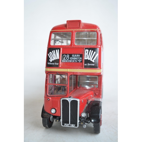 343 - Large Sun Star 1/24 scale RT7 diecast Double Decker Bus model with box, no internal packaging or CoA... 