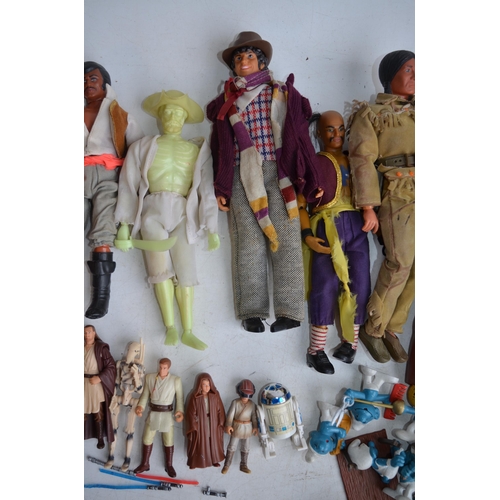 353 - Collection of Action Man and other action figures to include Eagle Eyed British soldier, Cowboys and... 