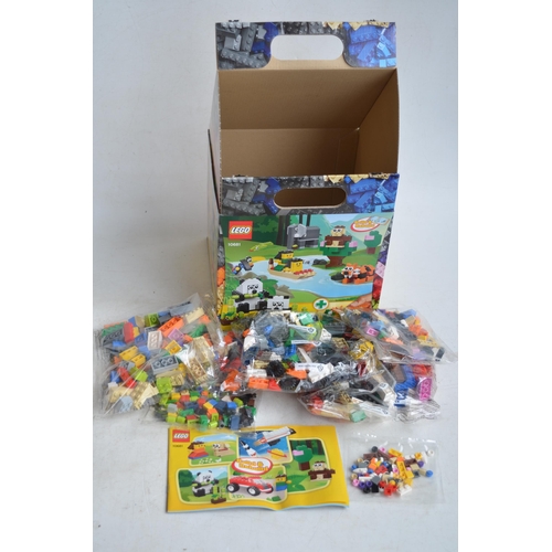 355 - Collection of Lego sets to include 2 as new and still sealed Galaxy Squad sets (70702 and 70706), an... 