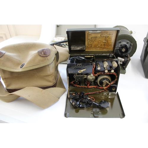 875 - Selection of world military radio and telegraph equipment incl. Munston MFG US Army Signal Corps Tub... 