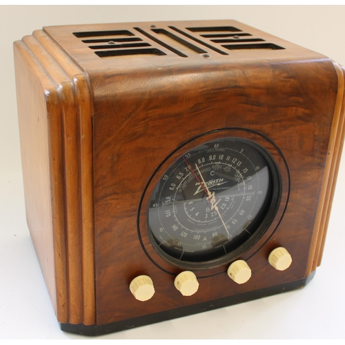 964 - Zenith 5-S-126 walnut cased cube valve radio c1938, with central black dial and four cream knobs, H3... 