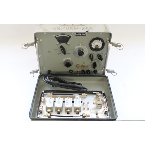 929 - WWII to post war period US Navy Department Bureau of Ships RF Generator Signal set AN/URM-26B