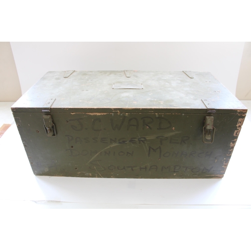 932 - WWII period US Army Signal Corps chest BC-56, likely used to carry a BC-342 receiver