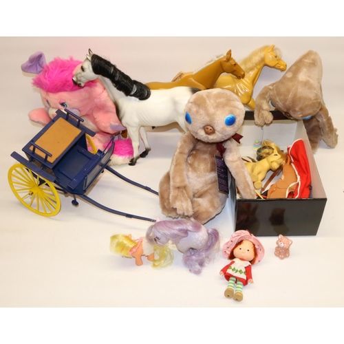 82 - Group of 1980s toys incl. two E.T. Extra Terrestrial soft toys, pink Popple, three My Little Ponies,... 