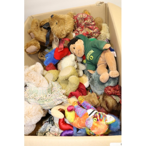 96 - Large collection of modern collectable soft toys, predominantly teddy bears, incl. Boyds, TY, Compar... 