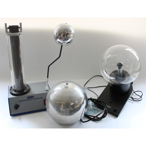 808 - Edu Lab Van de Graaf generator and a Fantasia Plasma bowl (2)