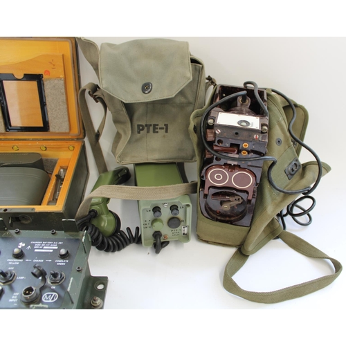 938 - Selection of military radio and other equipment incl. German c1960s Frieseke & Hoepfner Type FH 40T,... 