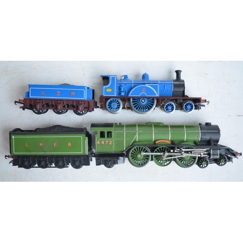 77 - Five Hornby and Hornby Tri-Ang OO gauge electric train models to include 2 modern 0-4-0ST industrial... 