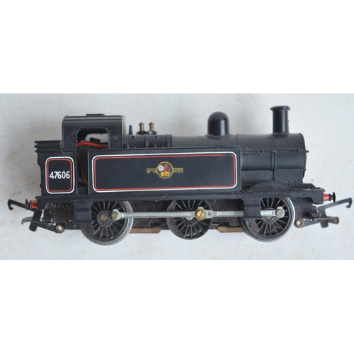 77 - Five Hornby and Hornby Tri-Ang OO gauge electric train models to include 2 modern 0-4-0ST industrial... 