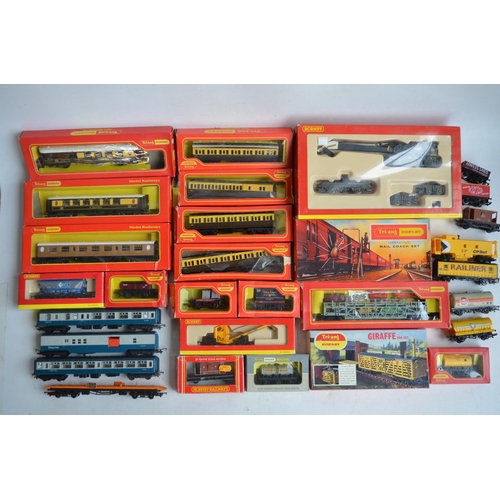 79 - Collection of Hornby, Hornby Tri-Ang and Tri-Ang Wrenn passenger coaches and goods wagons to include... 