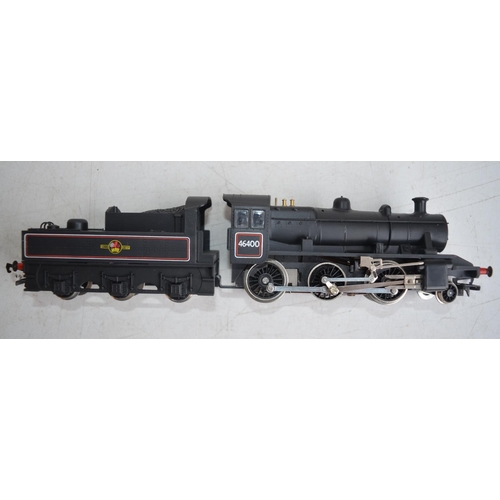 81 - Collection of previously used OO gauge electric locomotive models to include boxed Hornby Tri-Ang R7... 